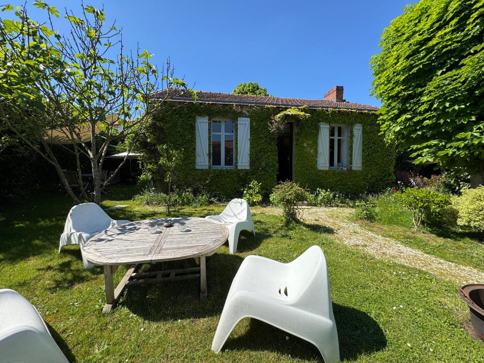 Cottage-Saint Laurent Sur Sevre Zewnętrze zdjęcie